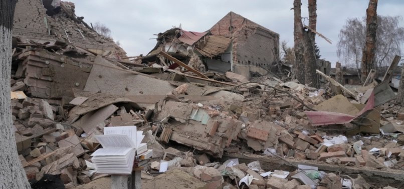 Të paktën 13 të vrarë pas një sulmi ajror në fabrikën e miellit në Kiev