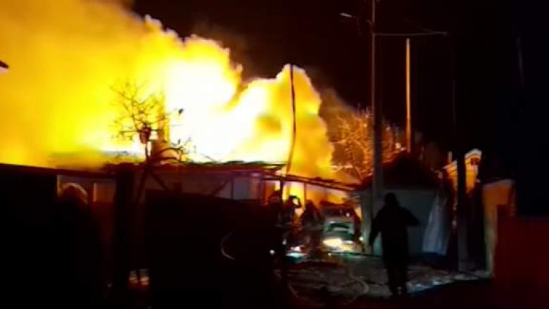 Civilë të vrarë nga granatimet ruse në Zhytmoyr, bombardohet spitali i maternitetit