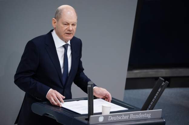 Scholz: Embargoja e plotë ndaj energjisë ruse do të ishte shkatërruese për Evropën