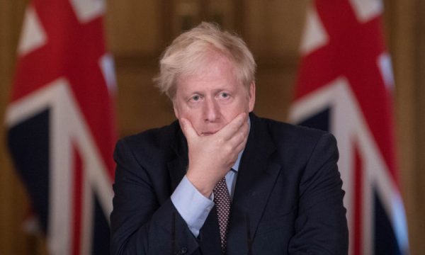 Kërcënimi i Johnson: Do ta godasim Putin deri sa të ndalojë