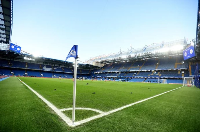 Chelsea do të bëhet klubi më i paguar në historinë e sportit, ofertat kalojnë shifrën e 3 miliardë eurove