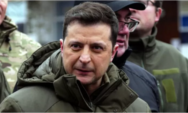 Zelensky: Nuk i flas Putinit, derisa jam me pistoletë drejt kokës