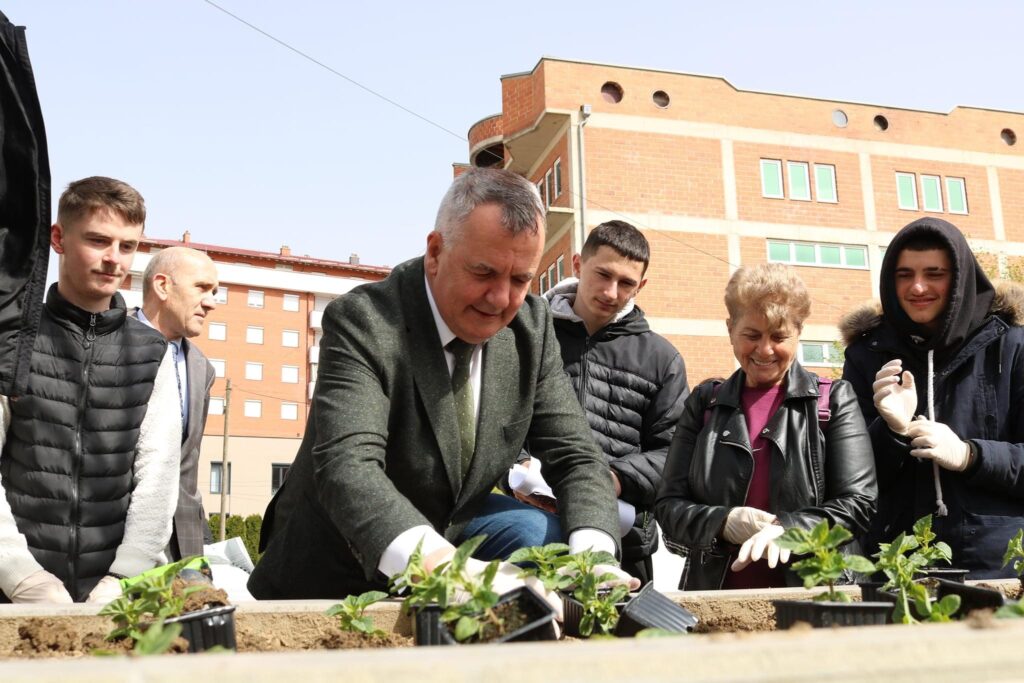 Komuna e Lipjanit shënoi Ditën Ndërkombëtare të Tokës