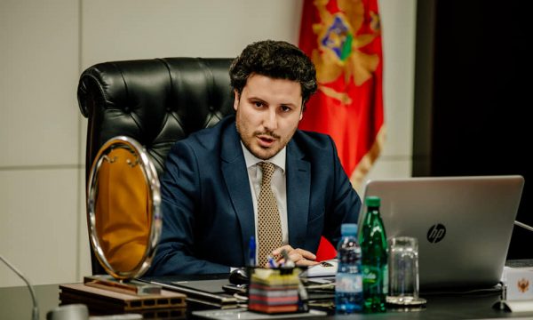 Vendimi i parë i Dritan Abazoviqit si kryeministër i Malit të Zi