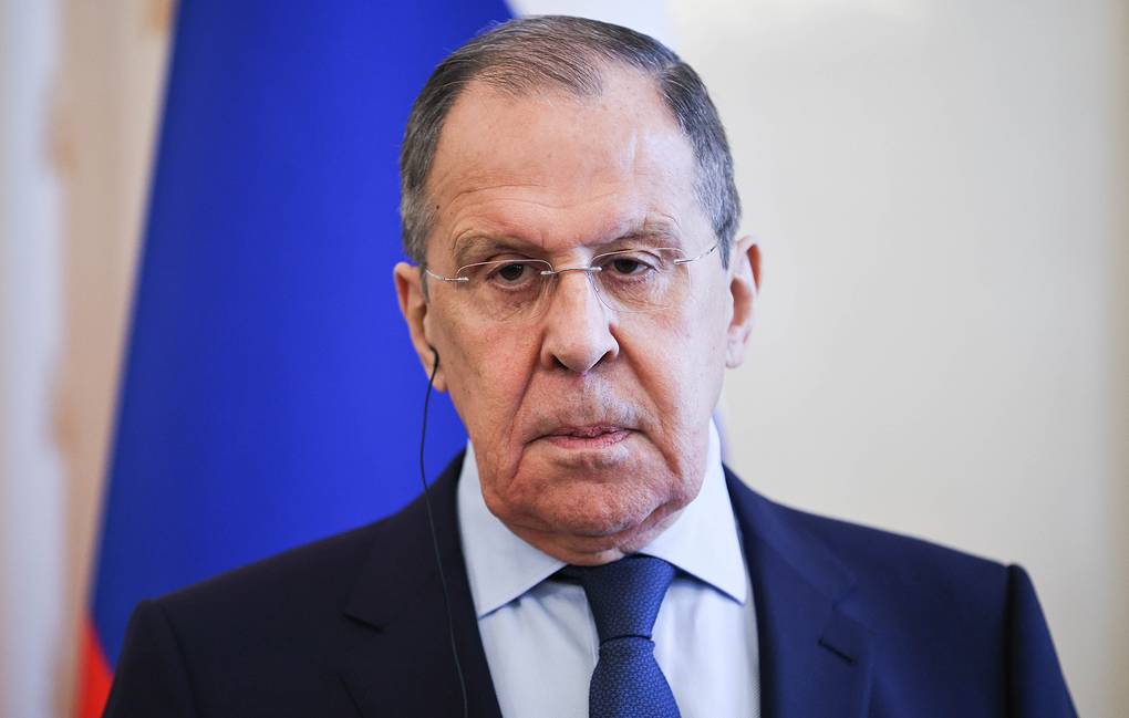 Ministri i Jashtëm rus hedh poshtë thashethemet për sëmundjen e Putinit
