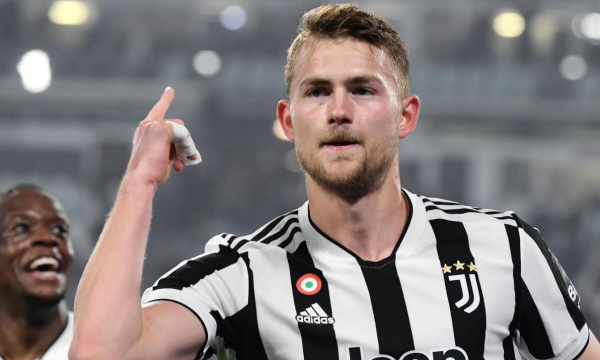 De Ligt afër rinovimit të kontratës me Juventusin