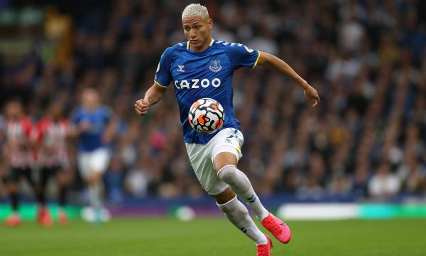 Richarlison nuk përmbahet, i dërgon mesazh pas mesnate legjendës së Liverpoolit pasi Evertoni e siguroi mbjetesën