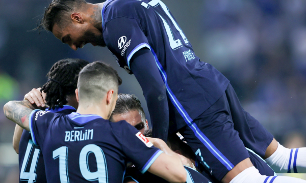 Trajneri që e refuzoi Kosovën arrin ta mbajë Herthan në Bundesligë