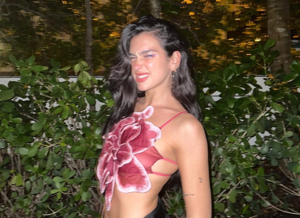 Dua Lipa zbulon sekretin si të keni një trup perfekt si ajo