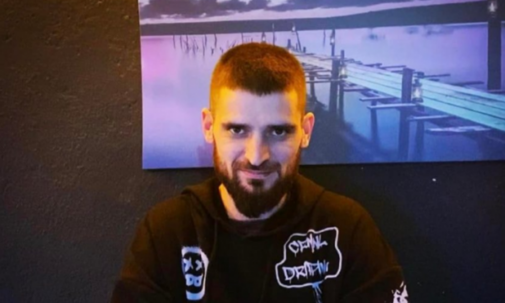 I jepet lamtumira e fundit 30-vjeçarit që u vra nga vëllau i reperit kosovar, Buta