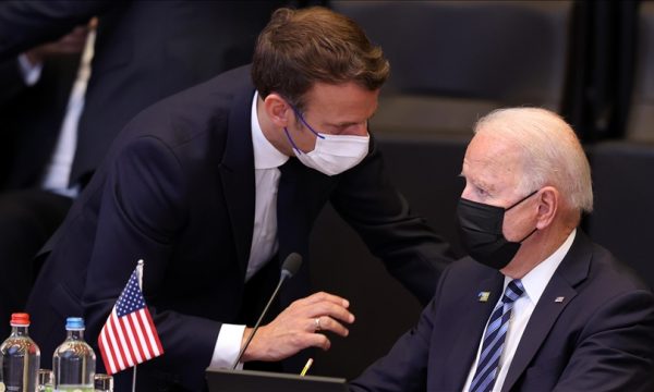 Macron s’u pajtua, por ka prova që e mbështesin cilësimin e Bidenit se Rusia po kryen gjenocid në Ukrainë