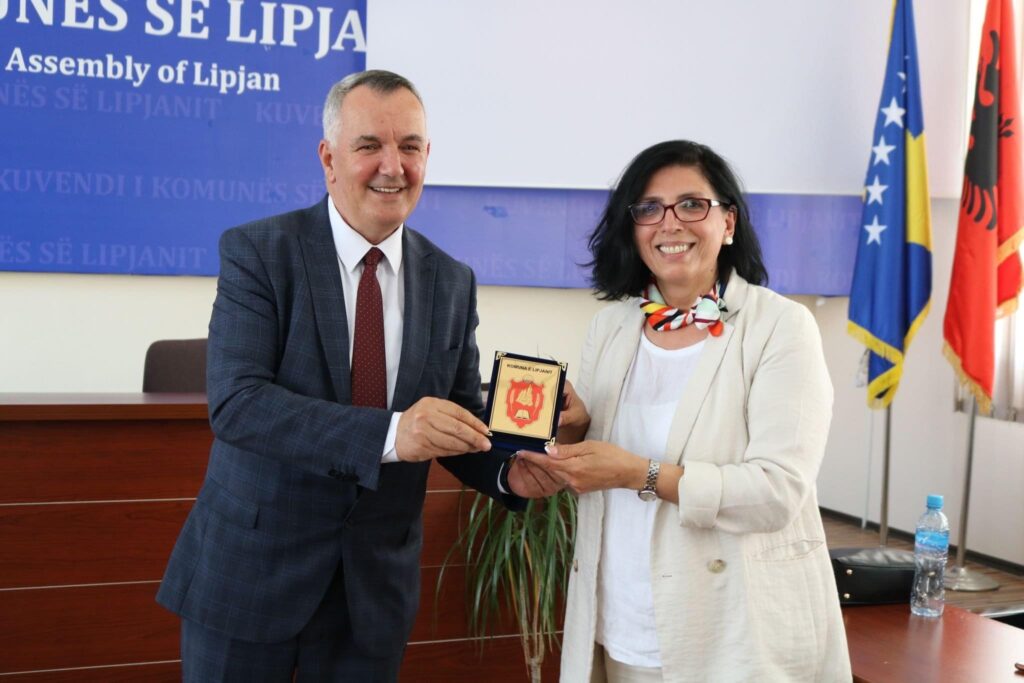 Kryetari Ahmeti ka pritur një delegacionin nga shoqata “ Frauen BUNT” të shtetit gjerman