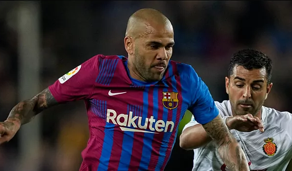 “AS” zbulon vendimin e Barcelonës për Dani Alvesin