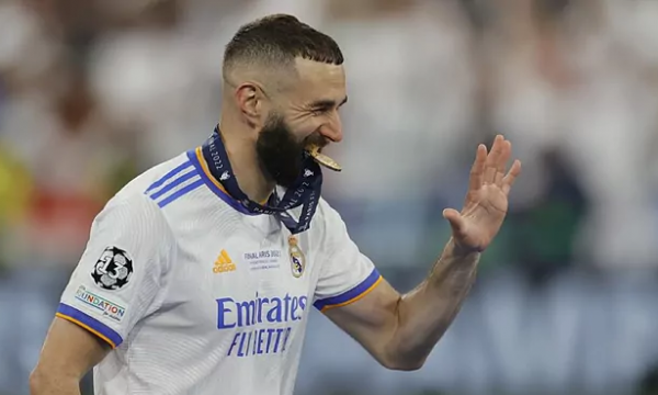 Benzema tregon fillimin e tij të vështirë në Real Madrid dhe problemin që kishte me Mourinhon