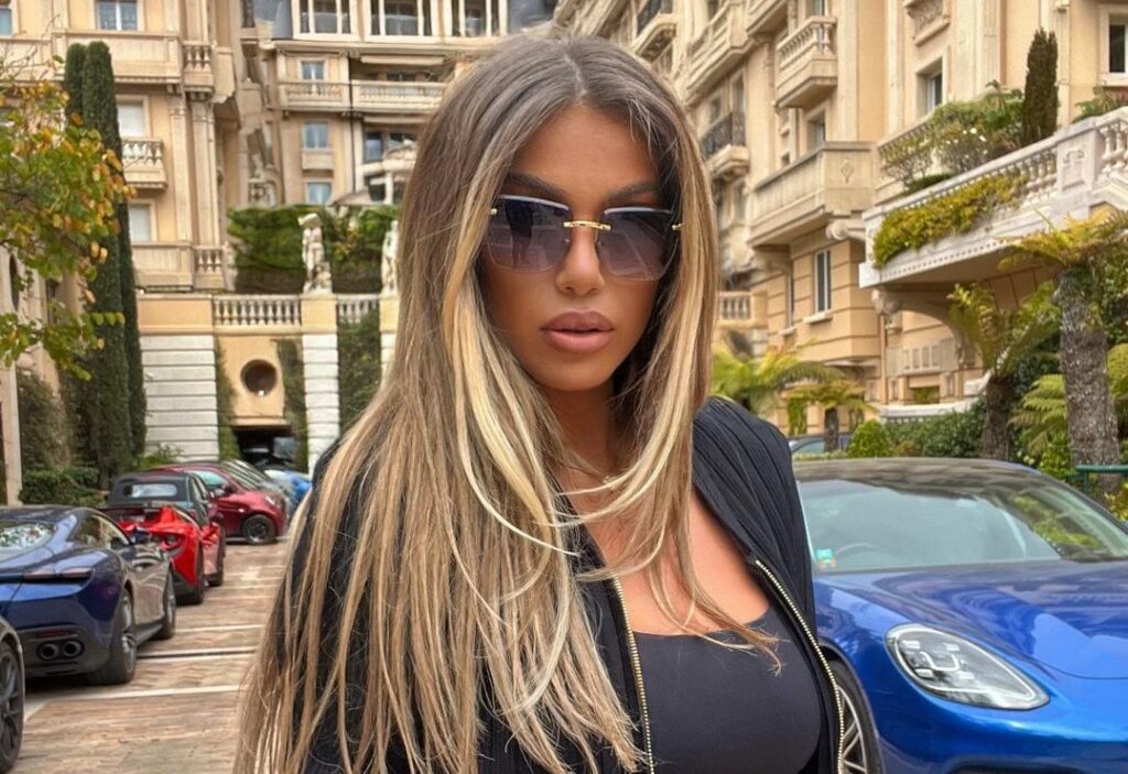 Adelina Tahiri shfaq format trupore në fotografitë e fundit
