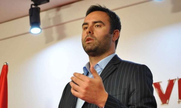 Konjfuca: Qeveria mund ta propozojë një darftstatut të Asociacionit