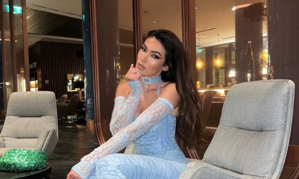 Nora edhe njëherë tregon se di të mbetet trendi