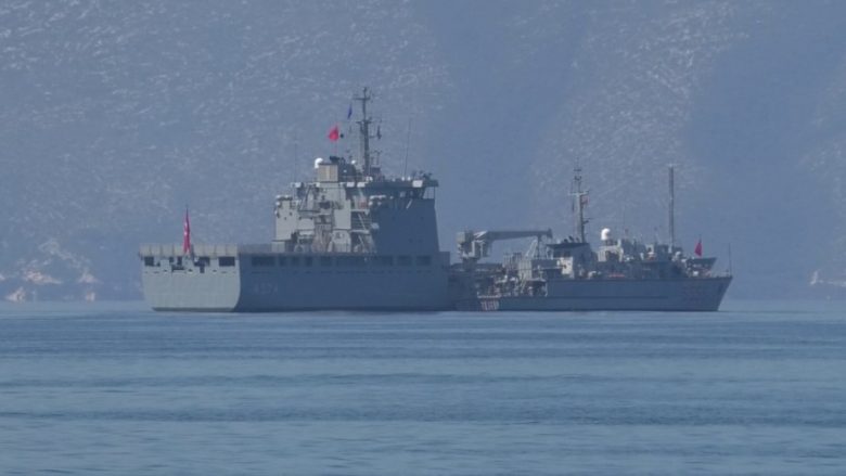 Anijet e NATO-s mbërrijnë në Vlorë