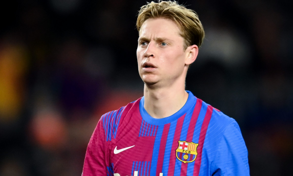 De Jong përfundimisht nuk e dëshiron largimin nga Barcelona