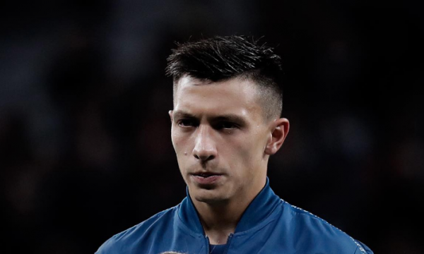 Lisandro Martinez te Man Utd, çështje orësh