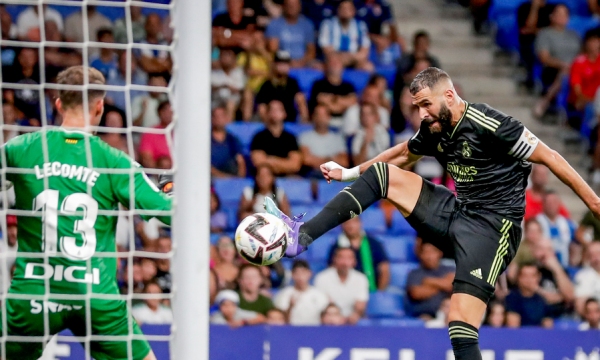 Benzema ia siguron Real Madridit fitoren e tretë radhazi në La Liga