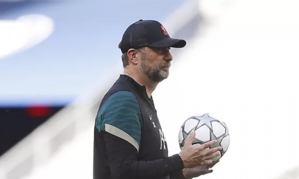 Klopp godet Barcelonën: Nëse nuk do kisha para s’do të shpenzoja asgjë