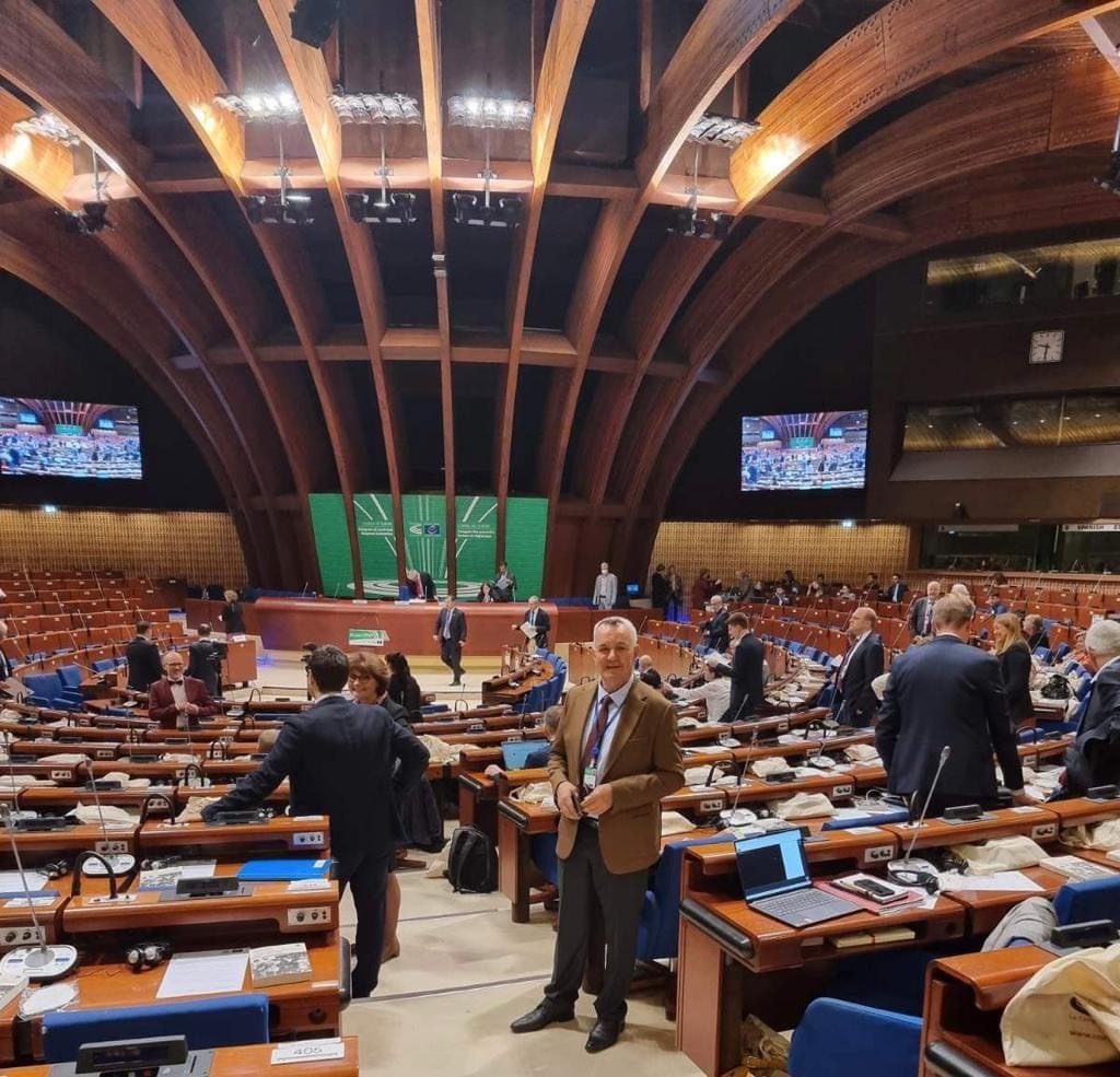 Kryetari Imri Ahmeti në Strasbourg, “Rast i veçantë për përvojat, modelet dhe praktikat më të mira, për t’i aplikuar ato në nivelin komunal”