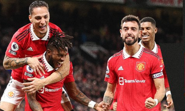 Man Utd triumfon pastër ndaj Tottenhamit