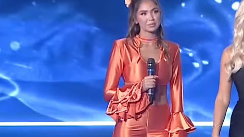 Arta Nitaj përlotet nga befasia që ia bëri e ëma në “Dance With Me”