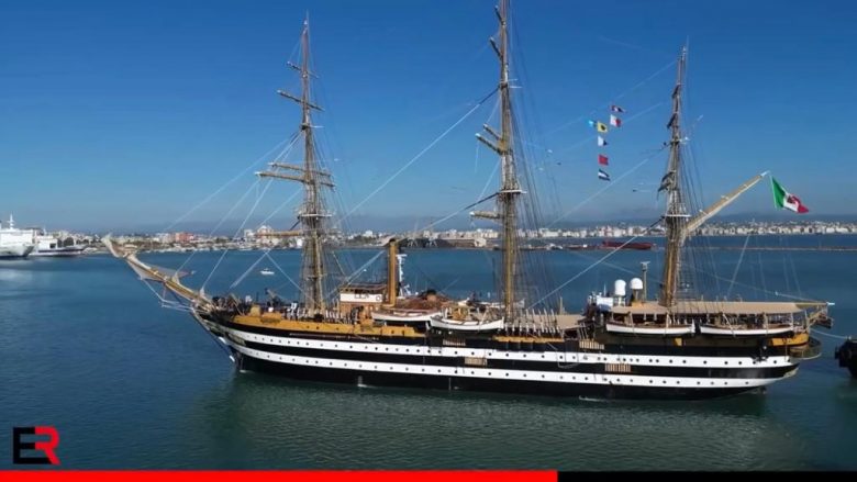 Anija me famë botërore “Amerigo Vespucci” në portin e Durrësit, e hapur për vizitorët