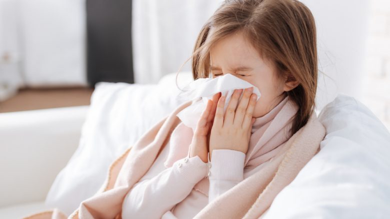 Simptoma e parë e virusit sincicial respirator