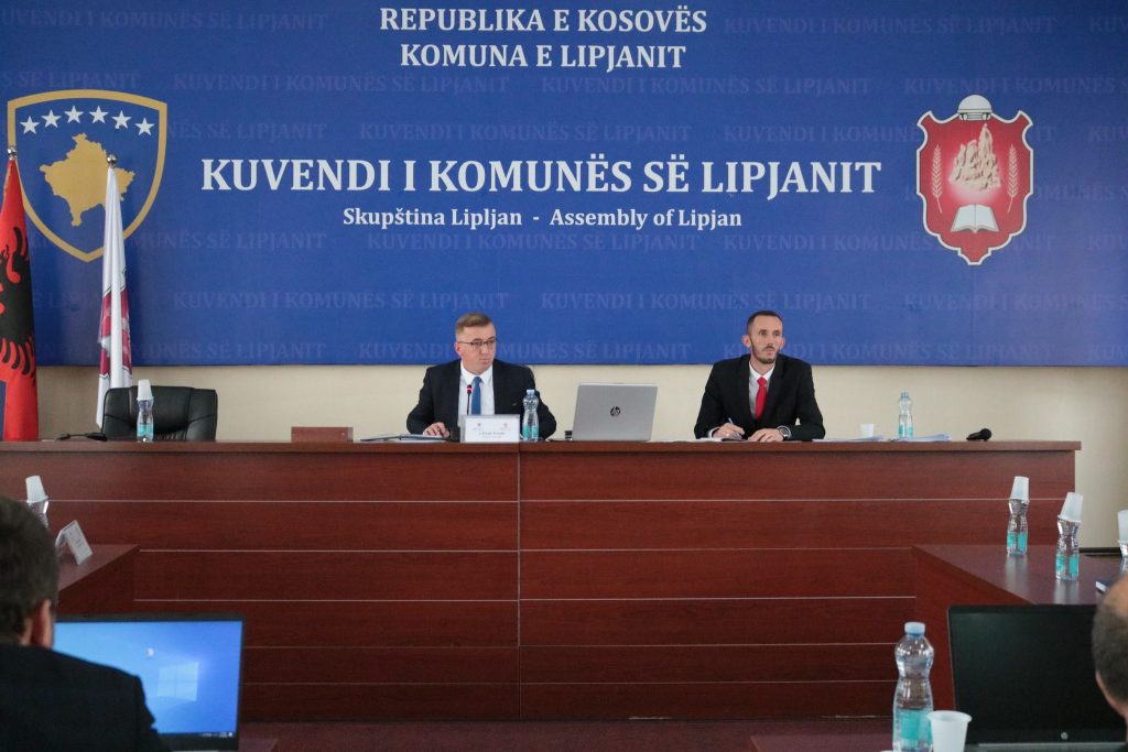 Kuvendi i Komunës së Lipjanit zhvilloi punimet e mbledhjes së trembëdhjetë