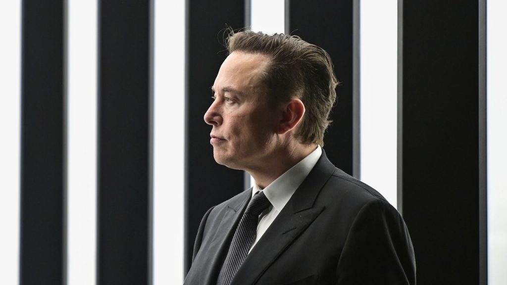 Musk për shkarkimet e punëtorëve: S’pata zgjidhje tjetër, Twitter po humbte 4 milionë dollarë në ditë