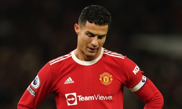 Cristiano Ronaldo humbi tre milionë ndjekës në Instagram brenda 24 orëve