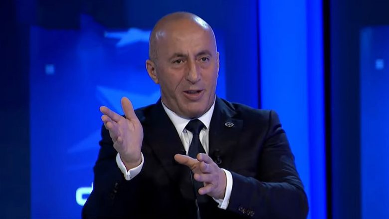 Haradinaj ia uron ditëlindjen nënës së tij: Të paçim me shëndet e jetë të gjatë!