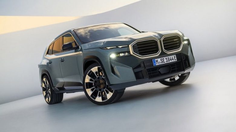U kritikua për linjat, dizajneri i BMW-së tregon arsyet e pamjes kontroverse të modelit XM