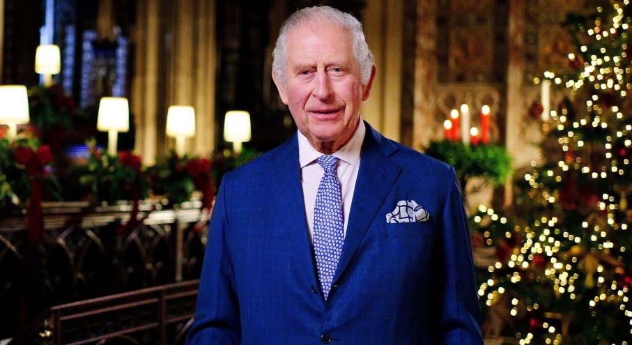 Mbreti Charles do të urojë Krishtlindjet nga kisha ku prehet nëna e tij