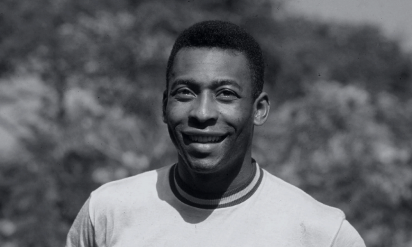 FIFA: Pusho në paqe, Pele