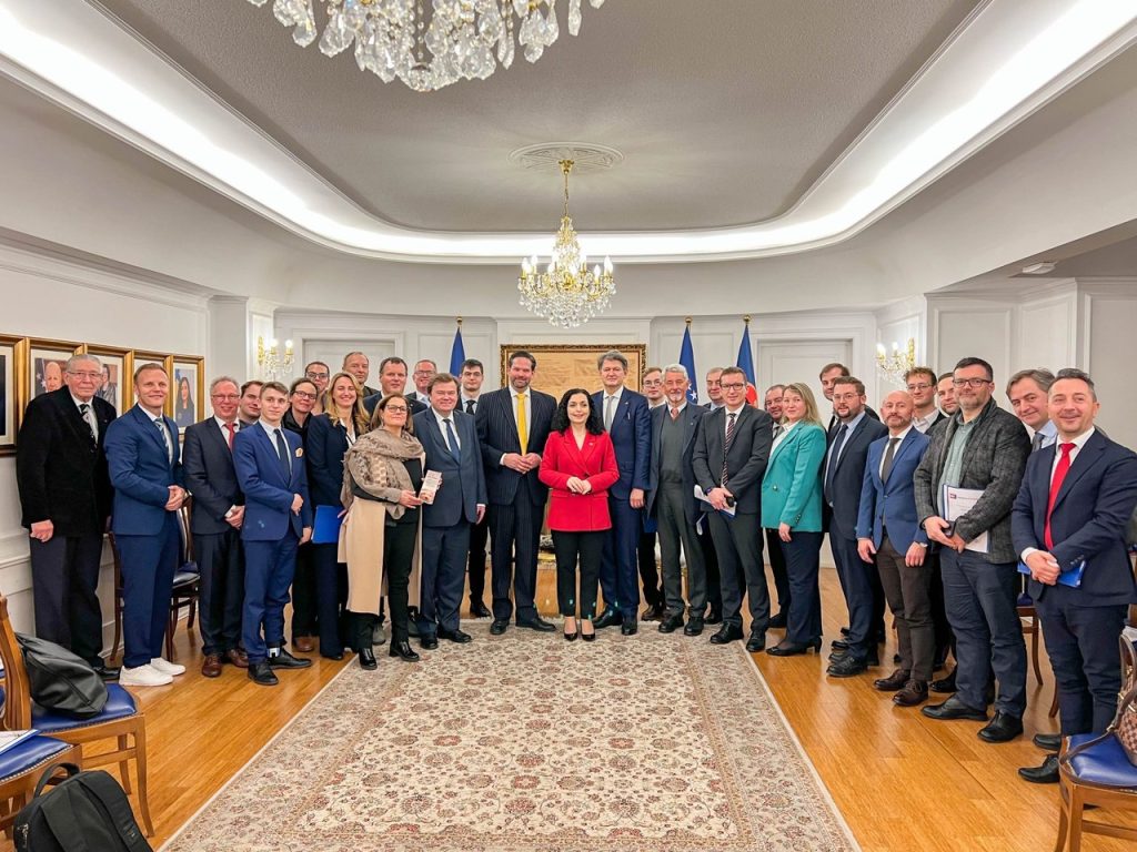 Osmani pret delegacionin miqësor të Austrisë dhe eurodeputetin Mandl