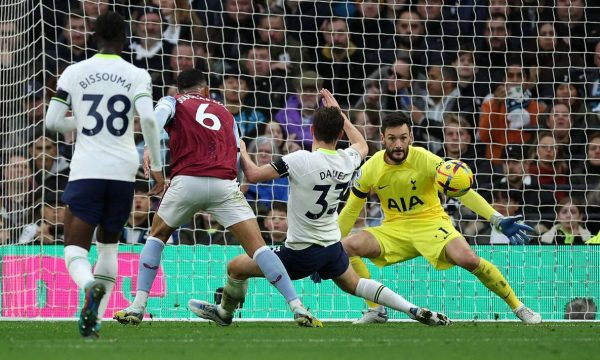 Tottenhami mposhtet në shtëpi nga Aston Villa
