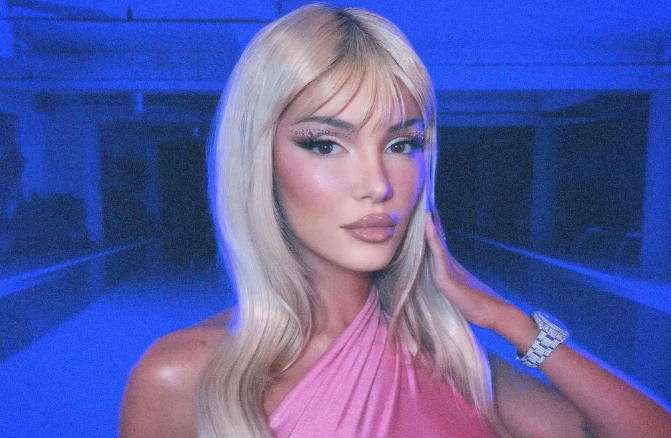 Era Istrefi merr vëmendjen me paraqitjen në klipin e fundit