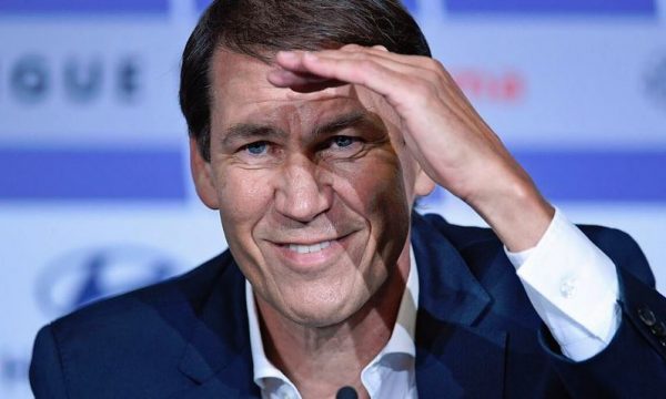 Trajneri i Al Nassr “trondit” gjatë konferencës për shtyp: Cristiano? Doja të sillja Messin të parin