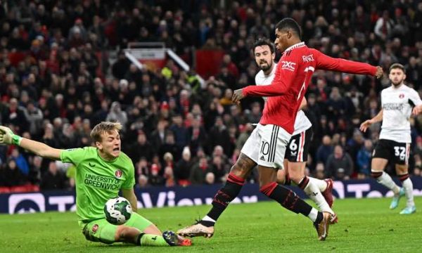 United në gjysmëfinale të Carabao Cup
