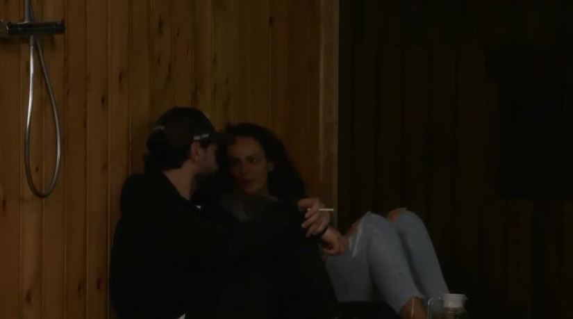 Xhuli – Atdheut: Mua më duhet një burrë shumë i fortë