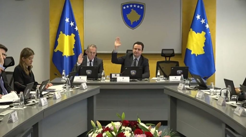 Qeveria merr vendim që t’i subvencionojë 581 specializantë shëndetësorë