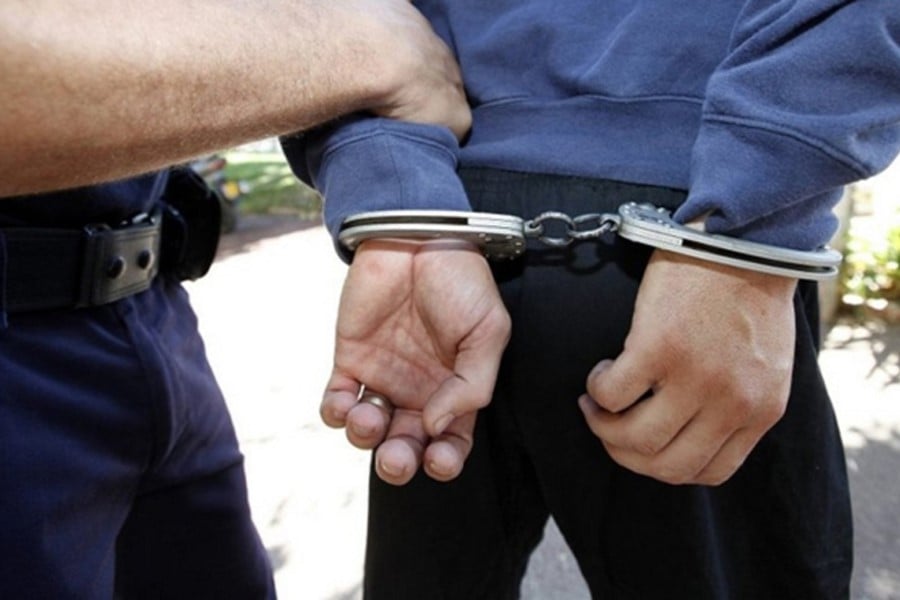 Arrestohen tre person në Vushtrri pasi rrahën një tjetër