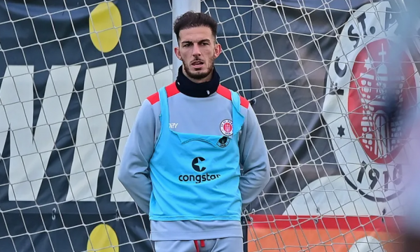 Leart Paqaradës i del problem edhe me trajnerin e tij te St Pauli
