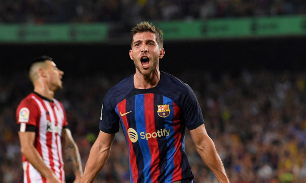 Arrihet marrëveshja, Sergi Roberto rinovon kontratën me Barcelonën