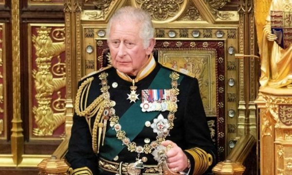 Mbreti Charles III uron Osmanin për Pavarësi: Pres me padurim vazhdimin e miqësisë së ngrohtë