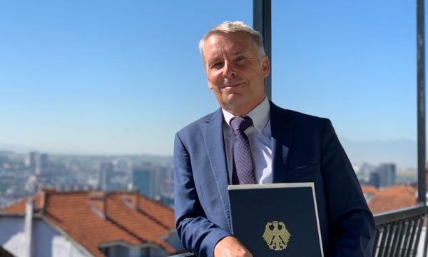 “Lajm i mirë”, ambasadori gjerman i gëzohet miratimit të marrëveshjeve të Procesit të Berlinit nga Kosova